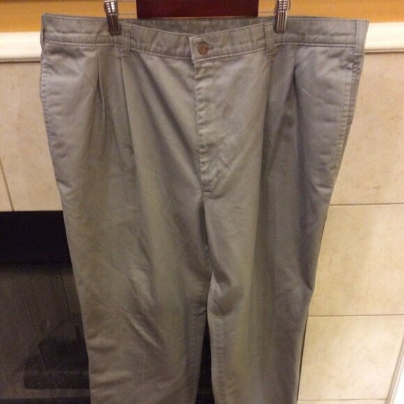 Duxbak Other - Duxbak Chino Casual Pants size 38x32 Olive green